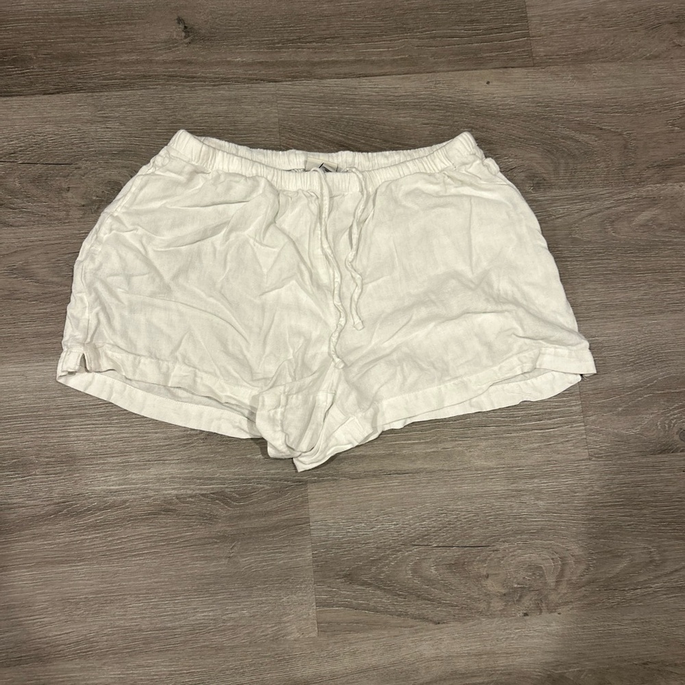 A New Day Women's Cream Comfy/Beach Shorts